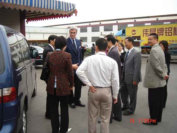 2006年4月14日，，，，，，，美国商务代表团来我公司旅行会见