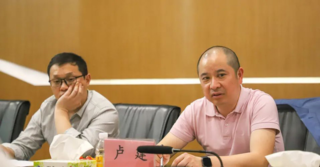 中国有色金属加工工业协会一行人听取了德赢VWIN生长战略的汇报